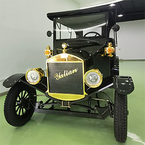 Coche antiguo personalizado para parque de atracciones